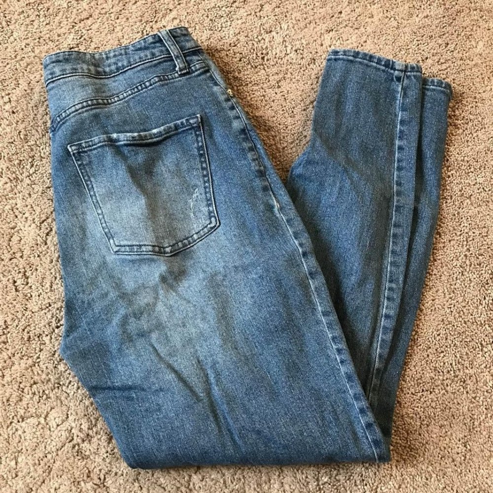 HT Denim women’s size 9 Mom jeans